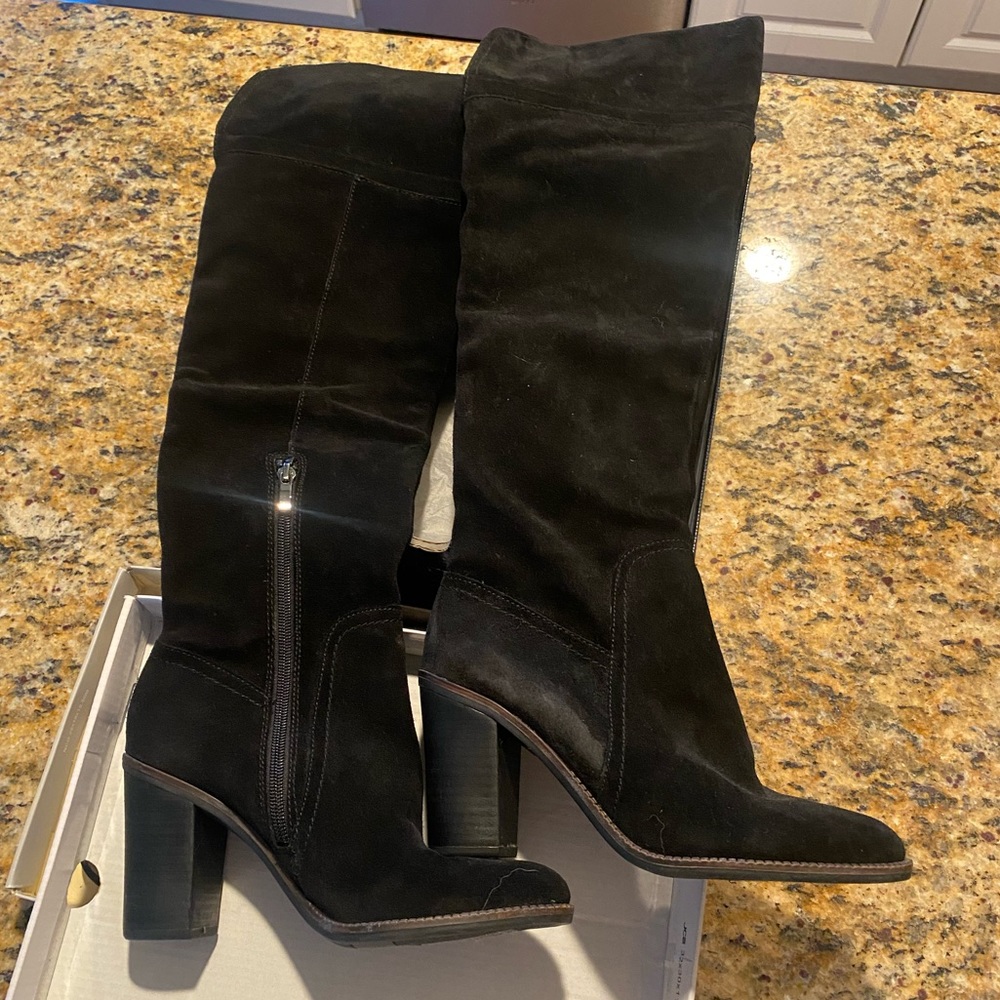 Franco Sarto boots - 8 - black suede - worn once!